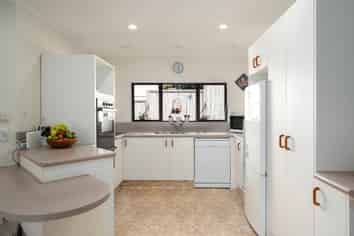 36 Albatross Close, Whitby