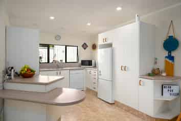 36 Albatross Close, Whitby