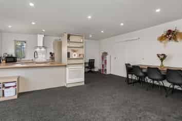 4 Keats Place, ROLLESTON