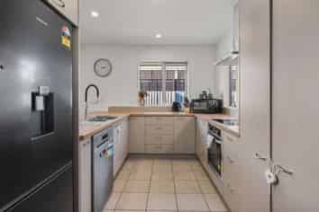 4 Keats Place, ROLLESTON