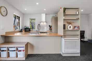 4 Keats Place, ROLLESTON