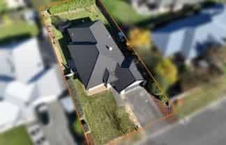 4 Keats Place, ROLLESTON