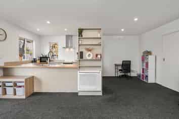 4 Keats Place, ROLLESTON