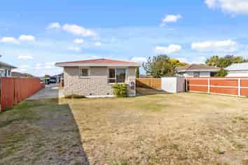 24 St Heliers Crescent, Aranui
