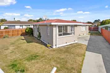 24 St Heliers Crescent, Aranui