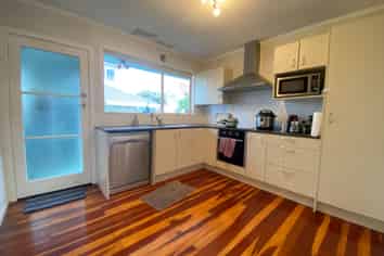 3/6 King George Avenue, Epsom