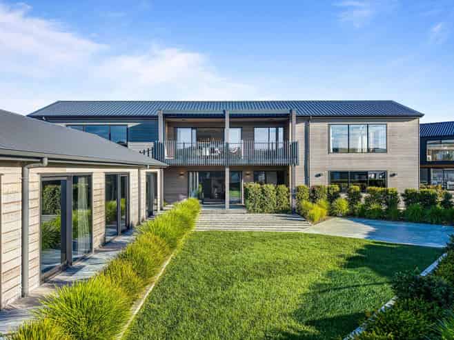 14 Kotuitui Drive, Orewa