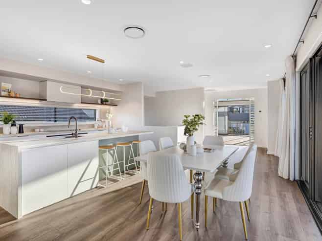 14 Kotuitui Drive, Orewa