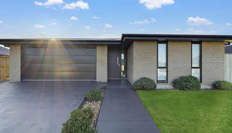 32 Chris Drive, Rolleston