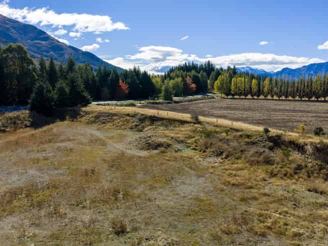 800 Lake Hawea-Albert Town Road, Lake Hawea