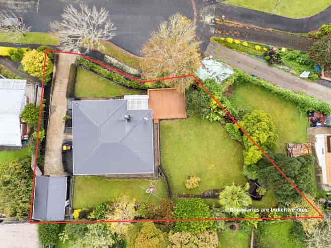 24 Sutton Crescent, Hillcrest