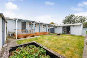 19 Cobham Way, FEILDING