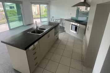 16/86 Albert Street , Whitianga