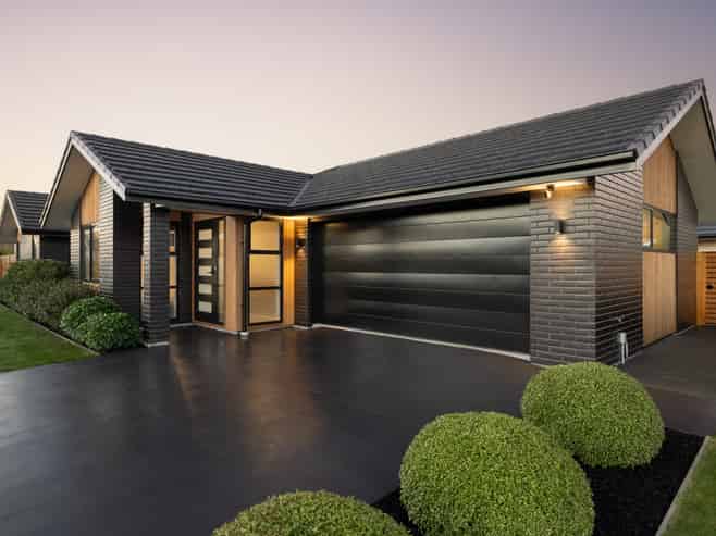 2 Graeme Cooper Lane, Avonhead