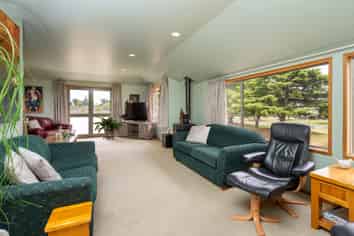 15A Menin Road, Onekawa