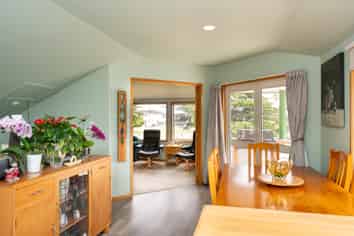15A Menin Road, Onekawa