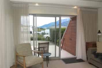 34b Boyes Crescent, Queenstown Central