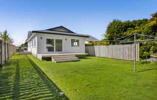 11 Orlando Street, Stratford