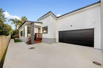 26B Gulf Harbour Drive, Gulf Harbour
