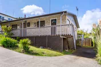 2/42 Kempthorne Crescent, Mission Bay