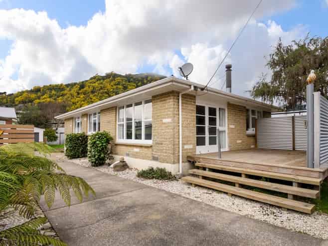 38 Devon Street, Picton