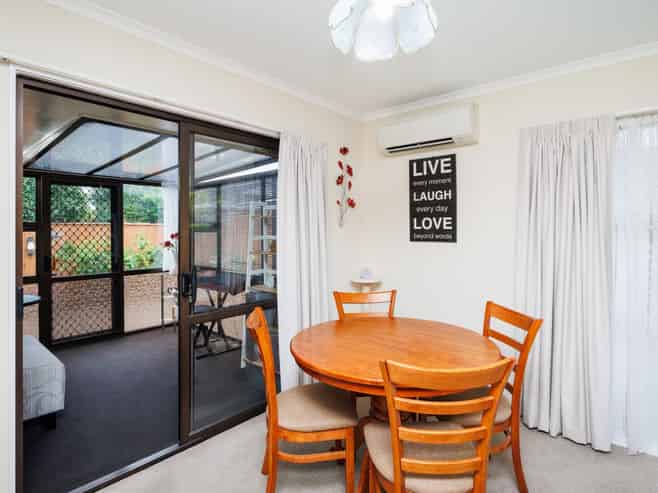 1/11 Woodfield Avenue, Roslyn