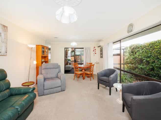 1/11 Woodfield Avenue, Roslyn