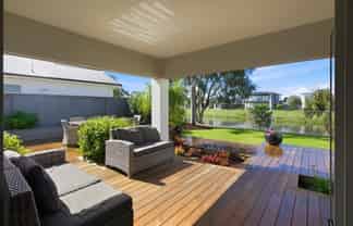 42 Cassinia Close, Papamoa