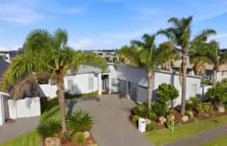 42 Cassinia Close, Papamoa