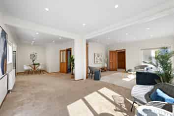 283 Muritai Road, Eastbourne