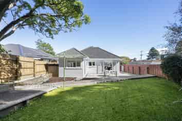 283 Muritai Road, Eastbourne