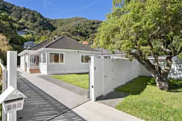 283 Muritai Road, Eastbourne