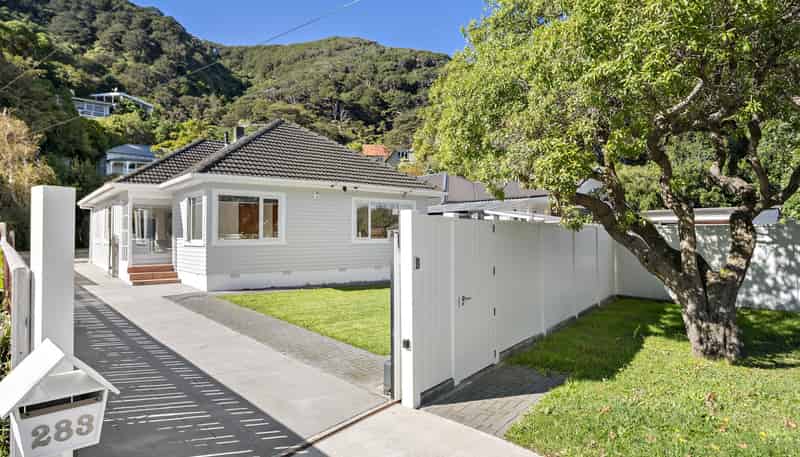 283 Muritai Road, Eastbourne