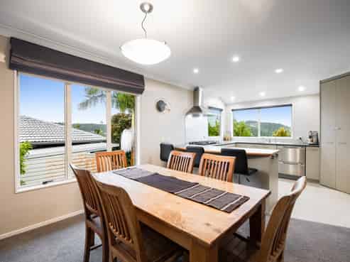 30 Roberta Crescent, Orewa