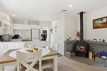 53B High Street, Glenholme