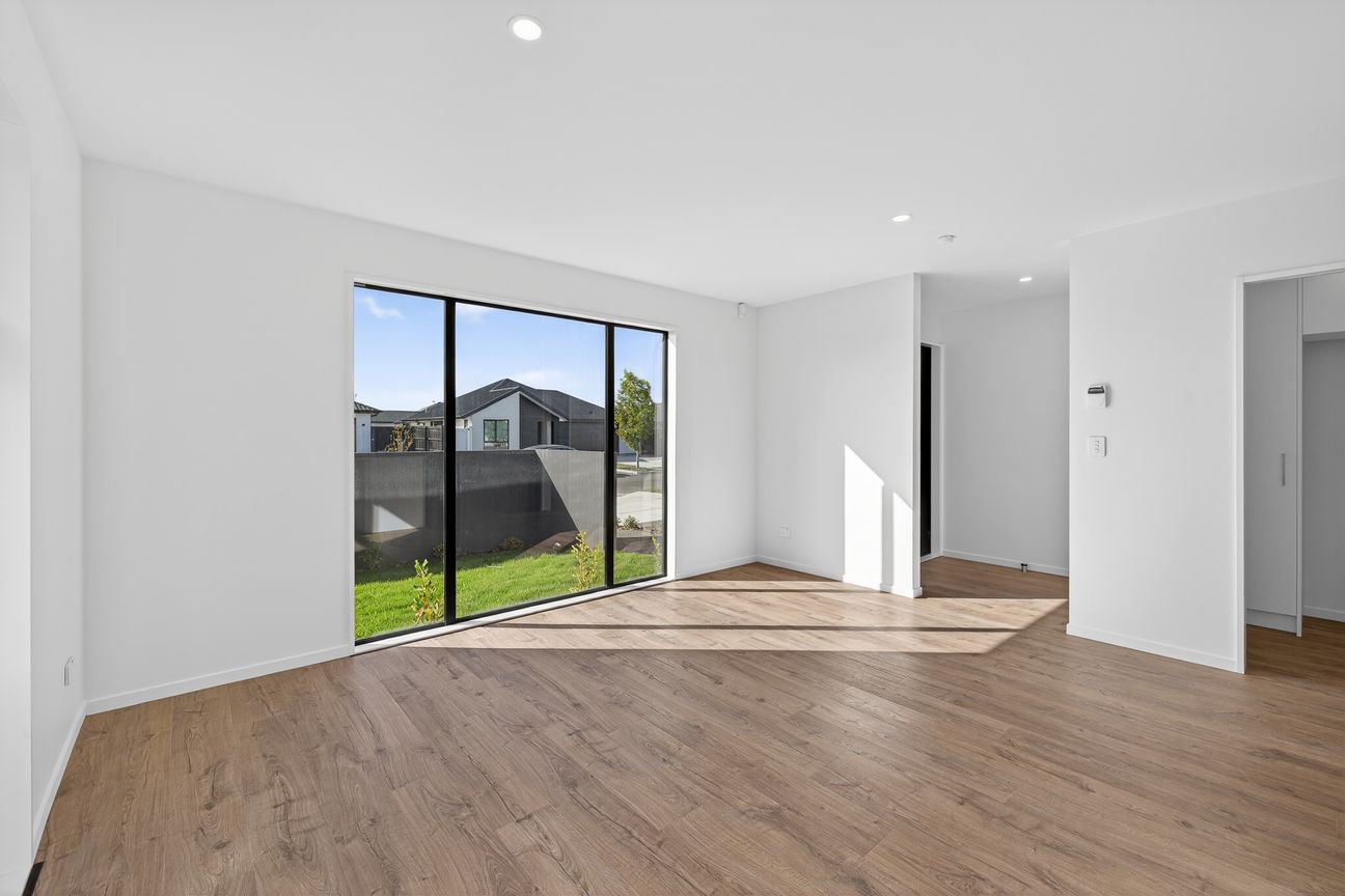 Owners want it sold, bring all offers! - Więcej