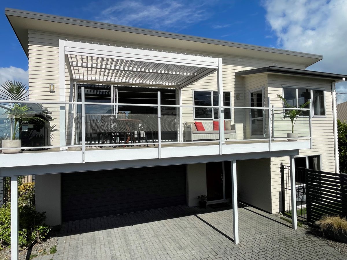 Sun, space and seriously good living!, Otumoetai
