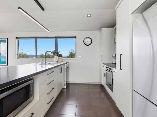 10B Whitaker Street, Otumoetai