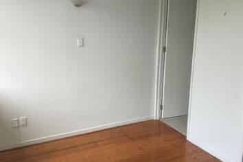 3/2 Prebble Place, Mission Bay