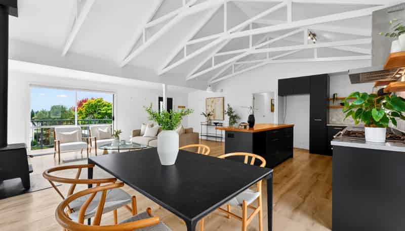 2/39 Kia Ora Road, Beach Haven