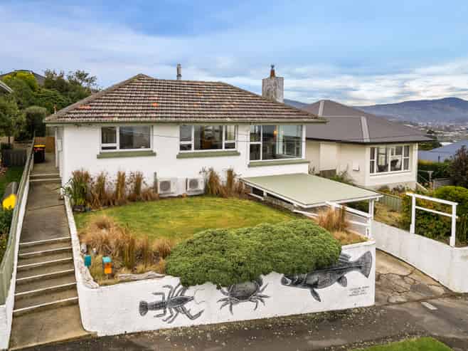 146 Easther Crescent, Kew