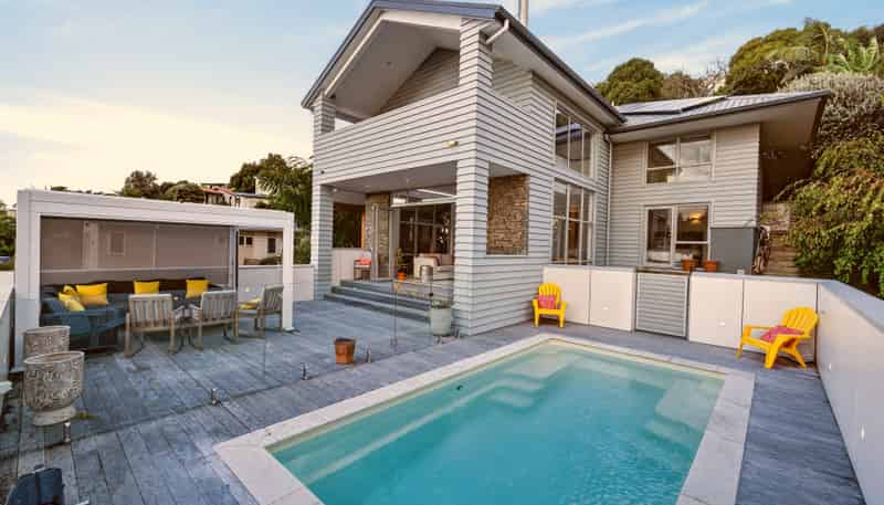 56 Little John Drive, Bellevue