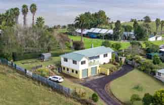 65 Weavers Crossing Road, Huntly