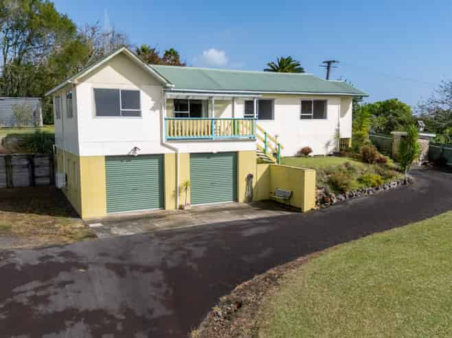 65 Weavers Crossing Road, Huntly