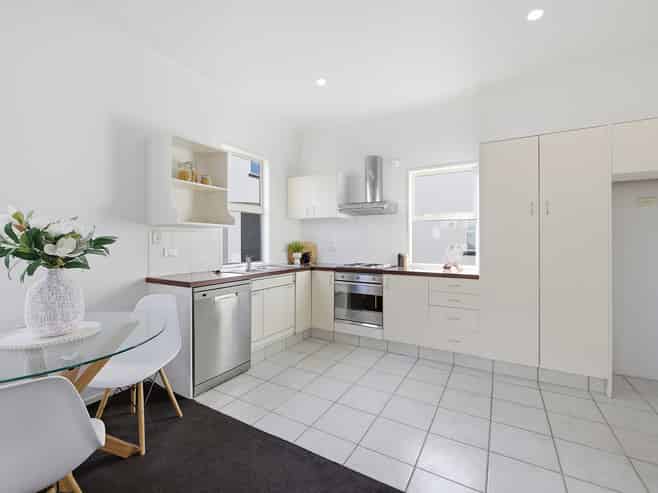 9B Crohane Place, Addington