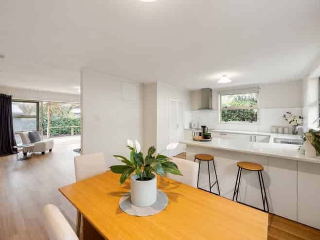 952A Heaphy Terrace, Fairfield