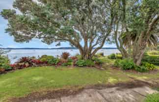 22 Karoro Road, One Tree Point