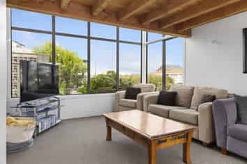 61 Woodward Street, Nukuhau