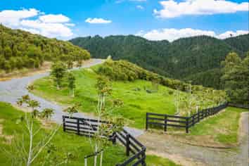 960C Whangaripo Valley Road, Whangaripo