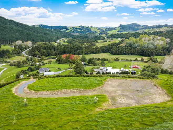 960C Whangaripo Valley Road, Whangaripo